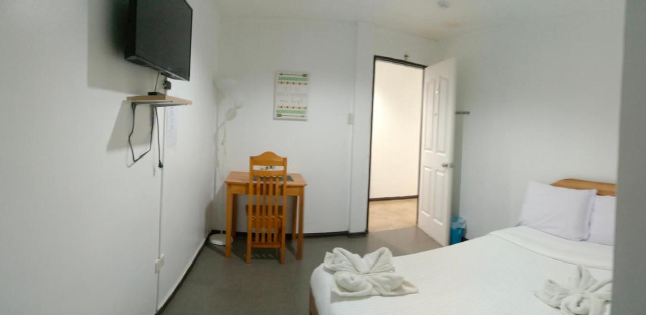 Amor'S Place Puerto Princesa Ngoại thất bức ảnh